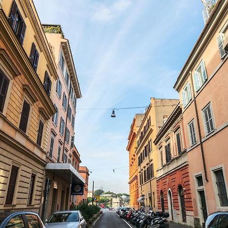 Style Apartment Julia 50 Mt From Colosseum Exteriör bild