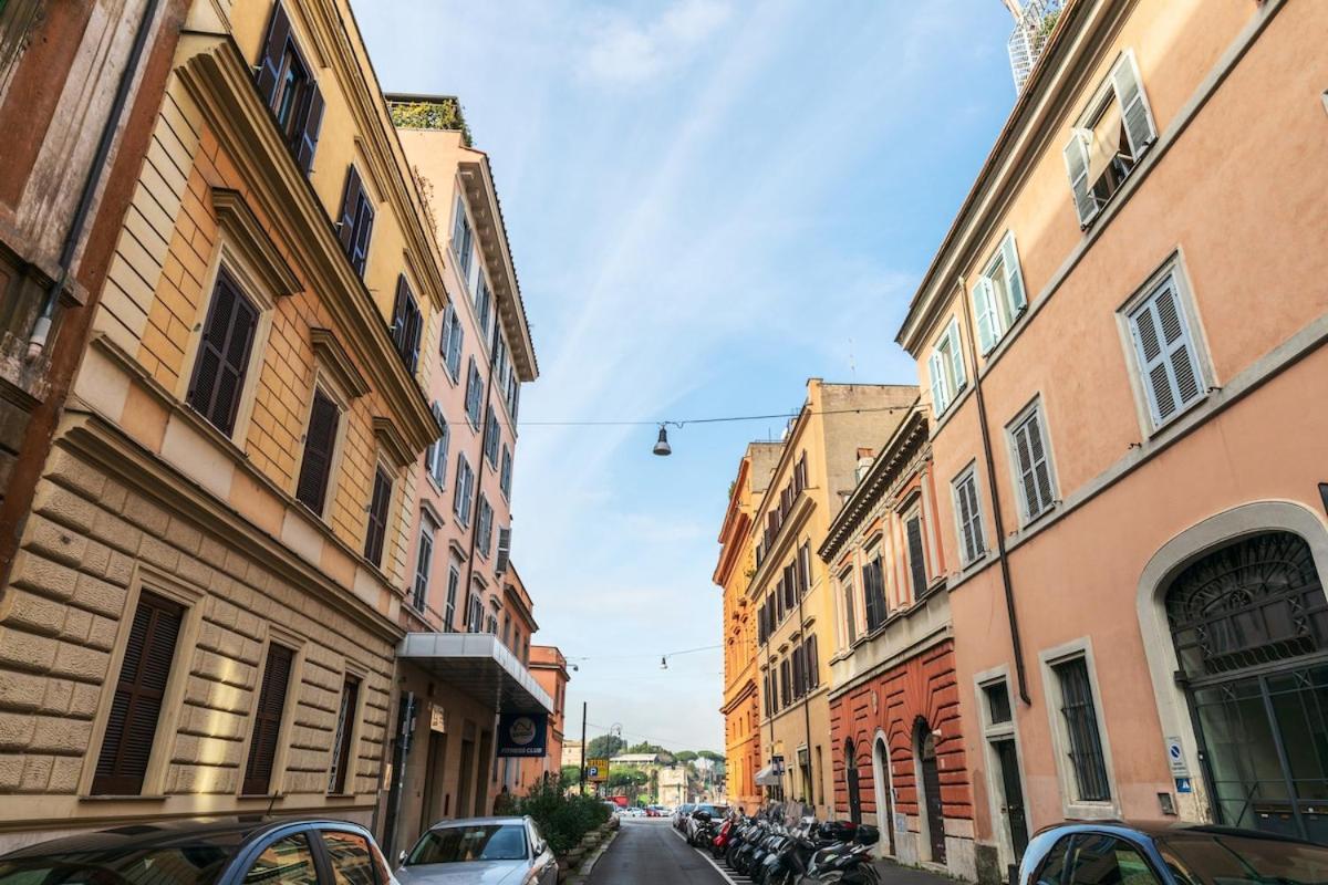 Style Apartment Julia 50 Mt From Colosseum Exteriör bild