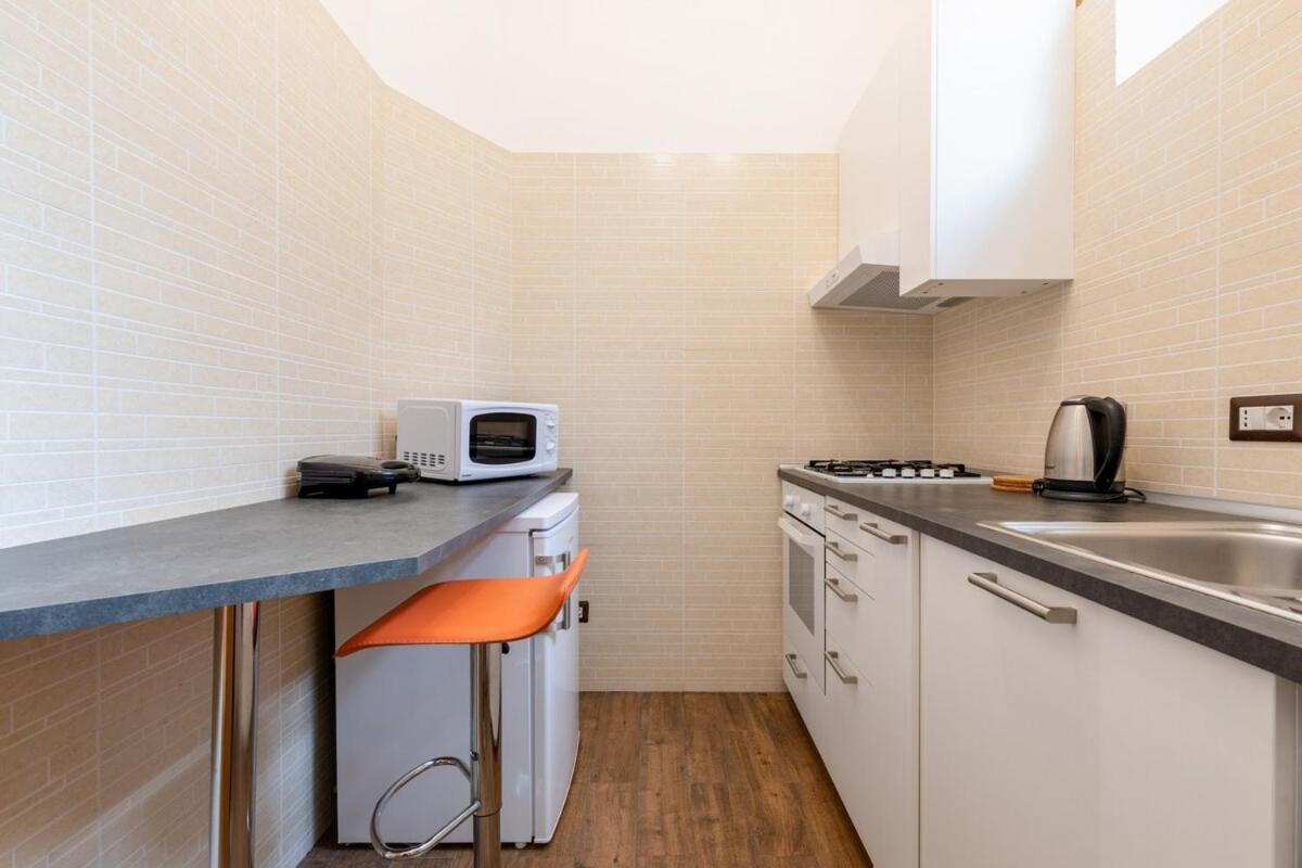 Style Apartment Julia 50 Mt From Colosseum Exteriör bild